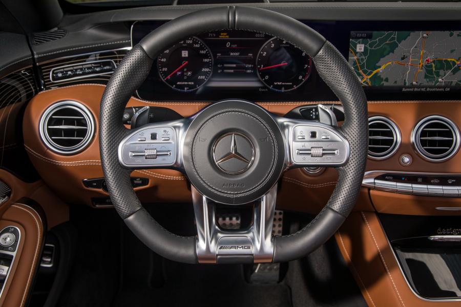 Панель приборов Mercedes-AMG S65 Cabriolet (A217) 2018 года  (NA) (фото 41 из 42)